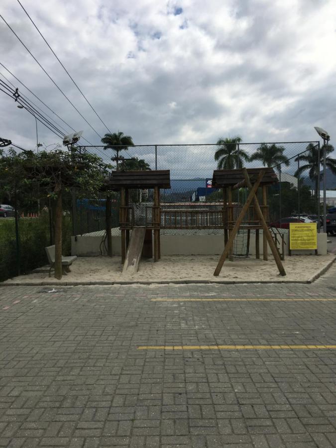 Apê Amarelo Ubatuba Apartamento Exterior foto